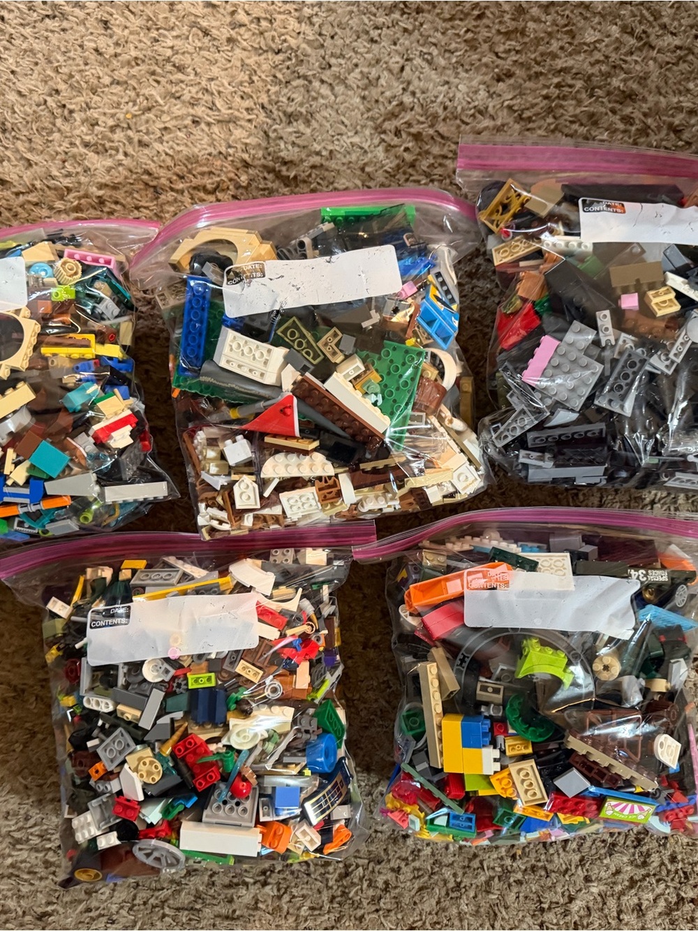 AMAZING SEAL! !LEGO Lot - 20.00 A BAG. Every bag comes w several mini-figures